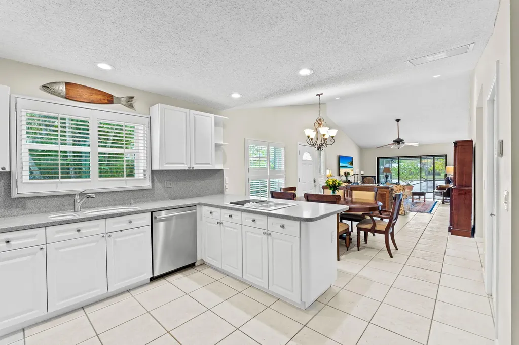 9722 Erica Court Boca Raton FL 33496