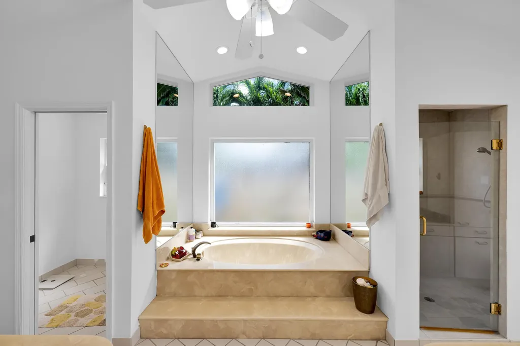 4320 Saint Charles Way Boca Raton FL 33434