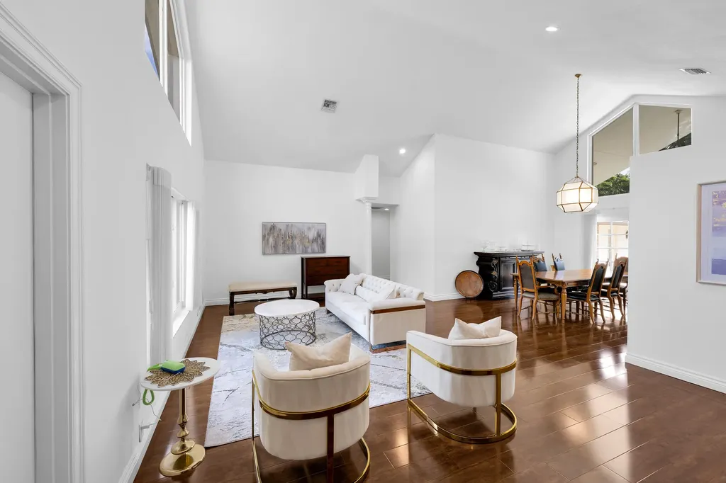 4320 Saint Charles Way Boca Raton FL 33434