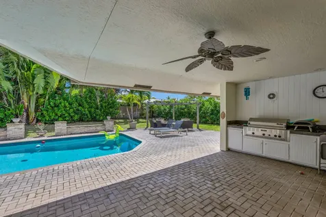 4320 Saint Charles Way Boca Raton FL 33434