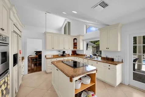 4320 Saint Charles Way Boca Raton FL 33434