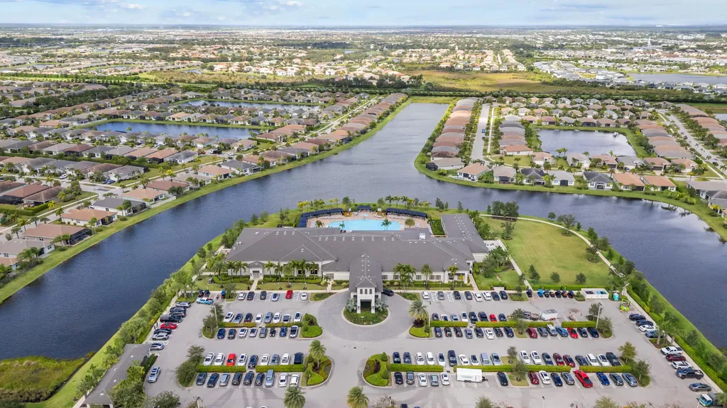 11917 SW Jasper Lake Way Port St Lucie FL 34987