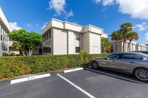 154 Capri Delray Beach FL 33484