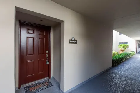 154 Capri Delray Beach FL 33484