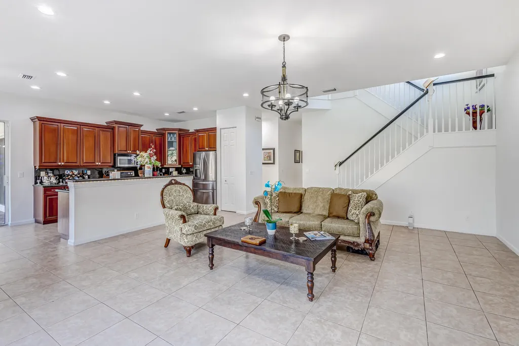 118 Palm Beach Plantation Boulevard Royal Palm Beach FL 33411