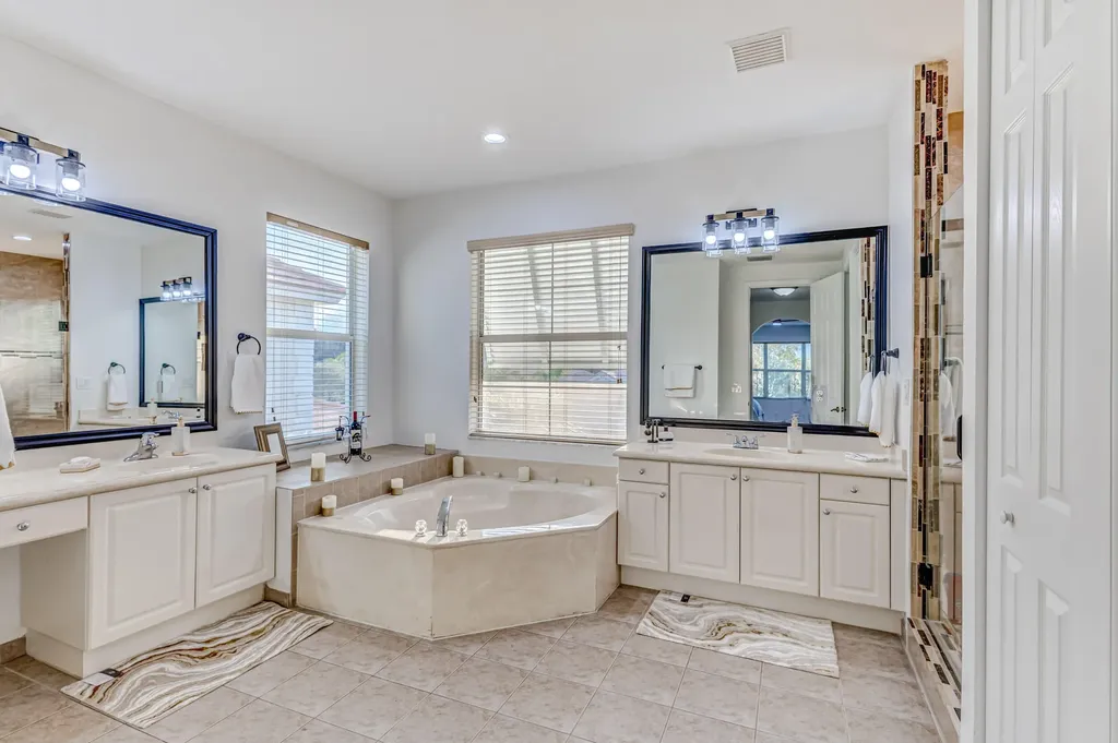 118 Palm Beach Plantation Boulevard Royal Palm Beach FL 33411