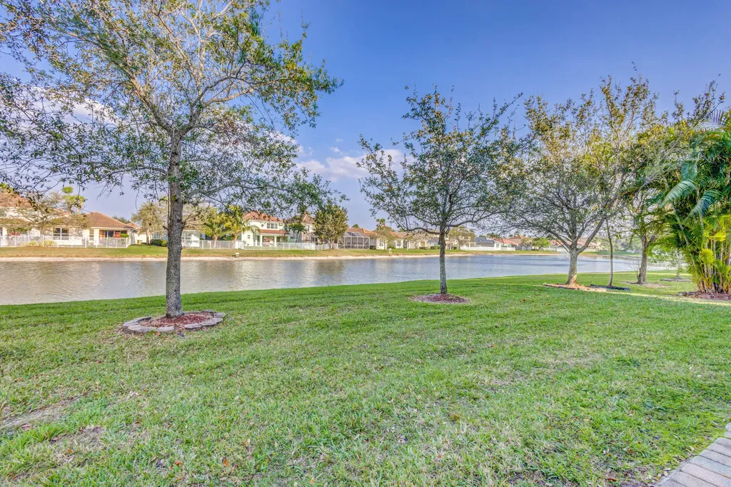118 Palm Beach Plantation Boulevard Royal Palm Beach FL 33411