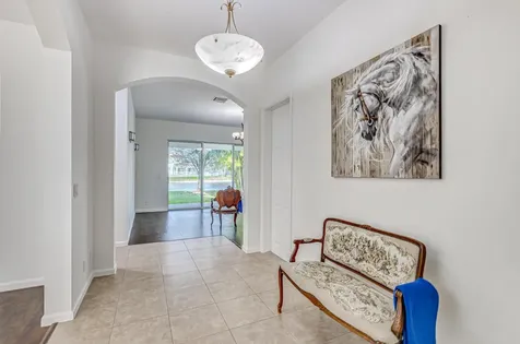 118 Palm Beach Plantation Boulevard Royal Palm Beach FL 33411