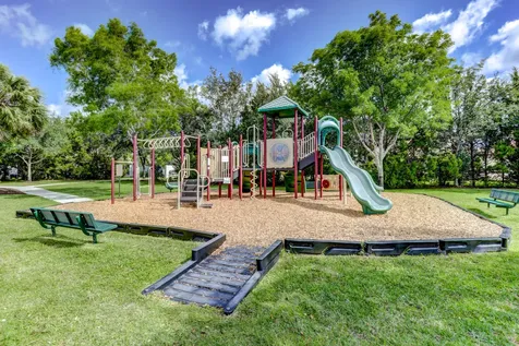 118 Palm Beach Plantation Boulevard Royal Palm Beach FL 33411
