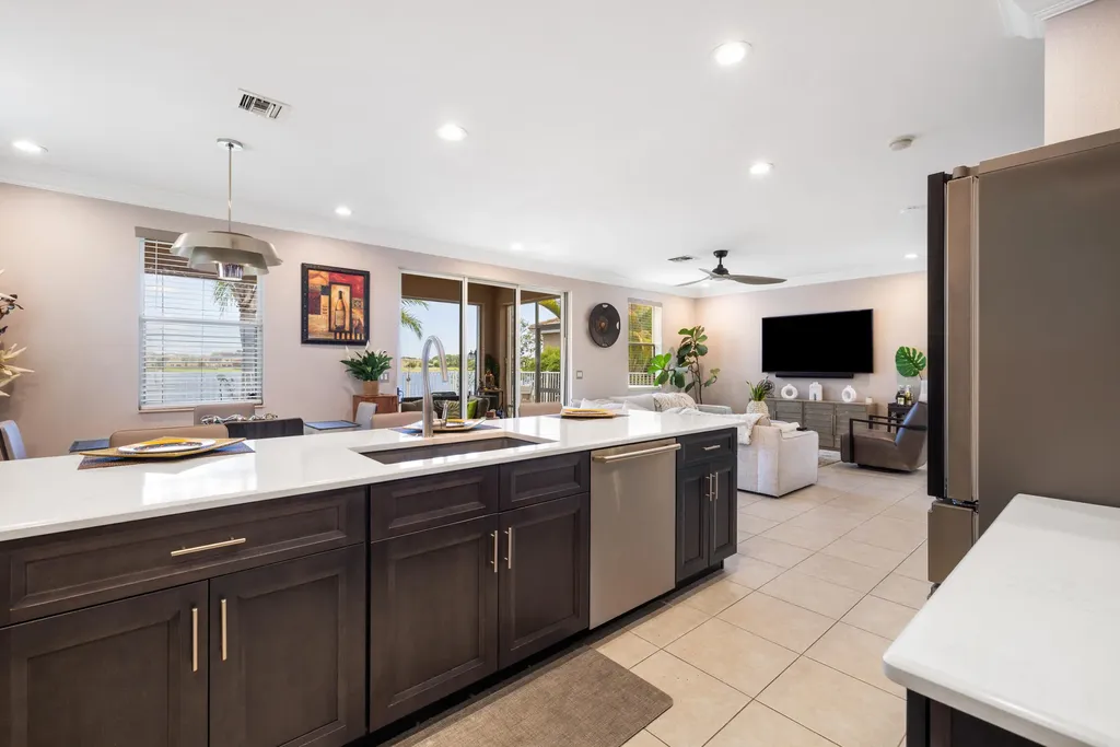 707 NW Leonardo Circle Port St Lucie FL 34986