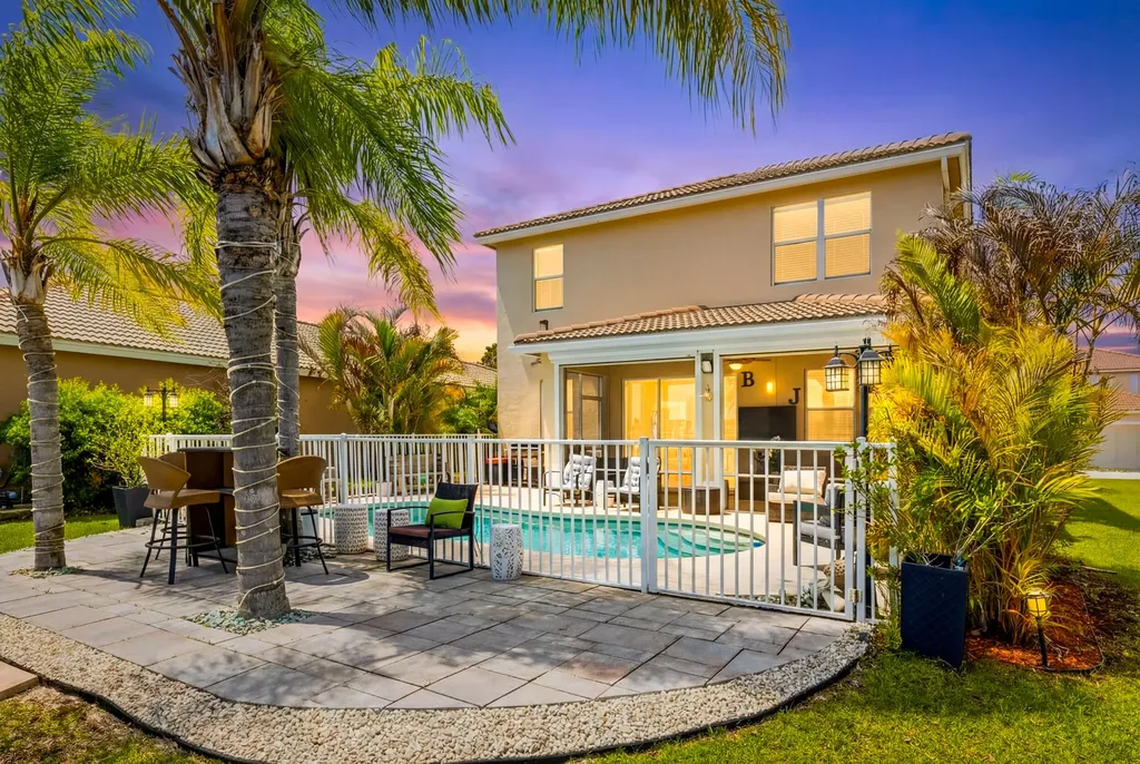 707 NW Leonardo Circle Port St Lucie FL 34986
