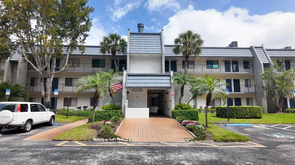 4822 Esedra Court Lake Worth FL 33467