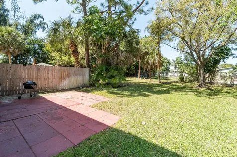 162 Baldwin Boulevard Greenacres FL 33463