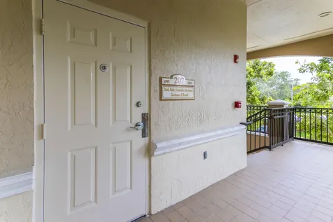 7501 Wiles Road Coral Springs FL 33067