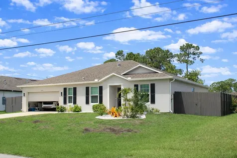 1443 SW Gadsan Avenue Port St Lucie FL 34953