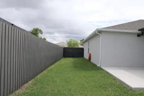 1443 SW Gadsan Avenue Port St Lucie FL 34953