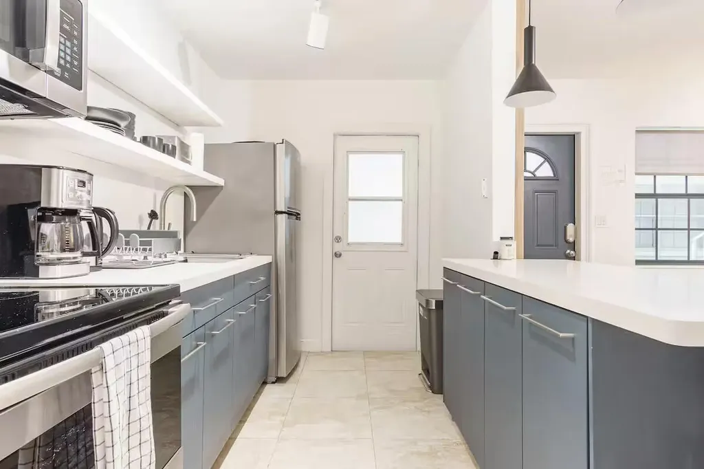2404 NE 33rd Avenue Fort Lauderdale FL 33305