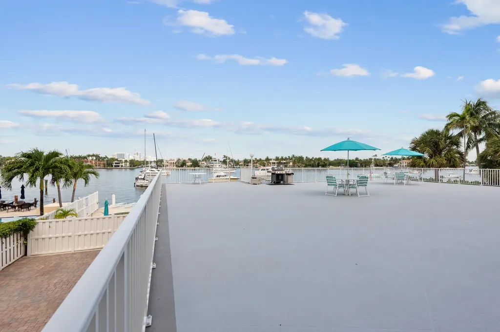 95 N Birch Road Fort Lauderdale FL 33304