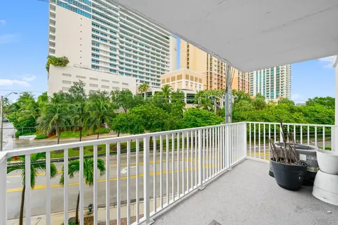 95 N Birch Road Fort Lauderdale FL 33304
