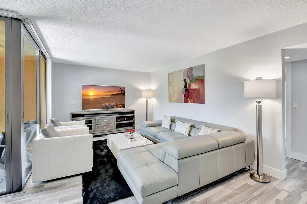 2255 Lindell Boulevard Delray Beach FL 33444