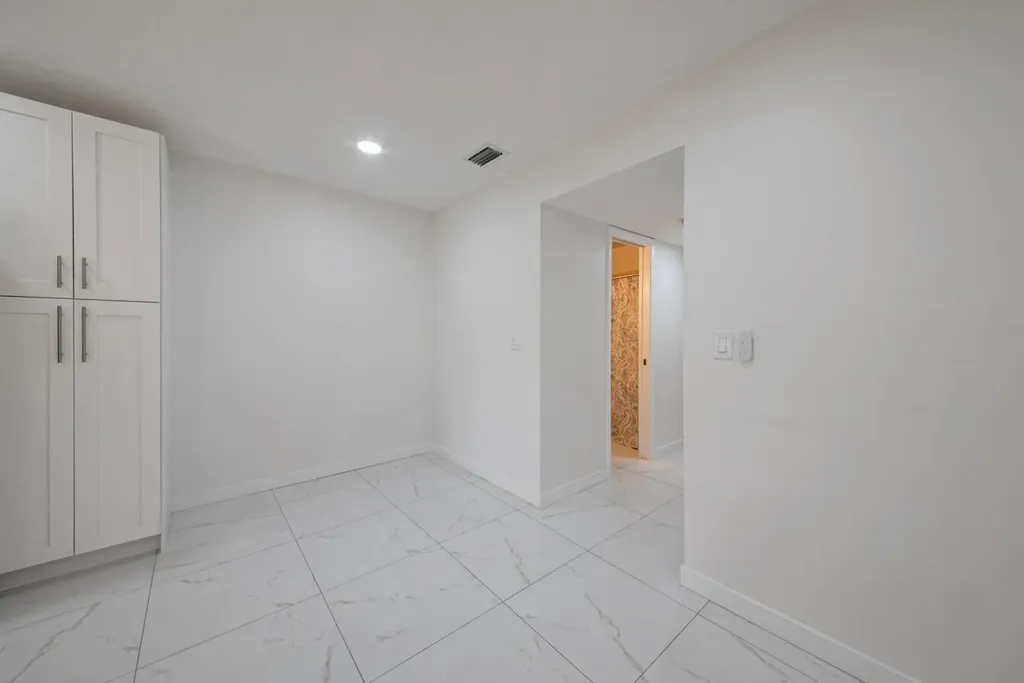 5220 Nesting Way Delray Beach FL 33484