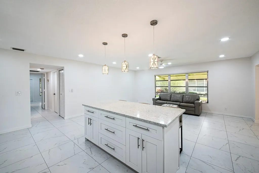 5220 Nesting Way Delray Beach FL 33484