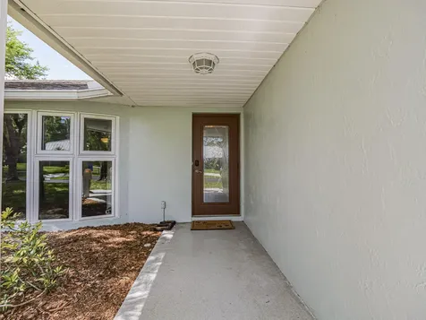 595 45th Court Vero Beach FL 32968