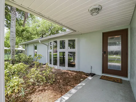 595 45th Court Vero Beach FL 32968