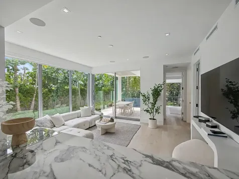 1070 Del Harbour Drive Delray Beach FL 33483