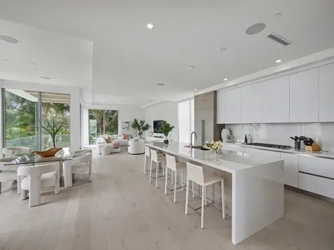 1070 Del Harbour Drive Delray Beach FL 33483