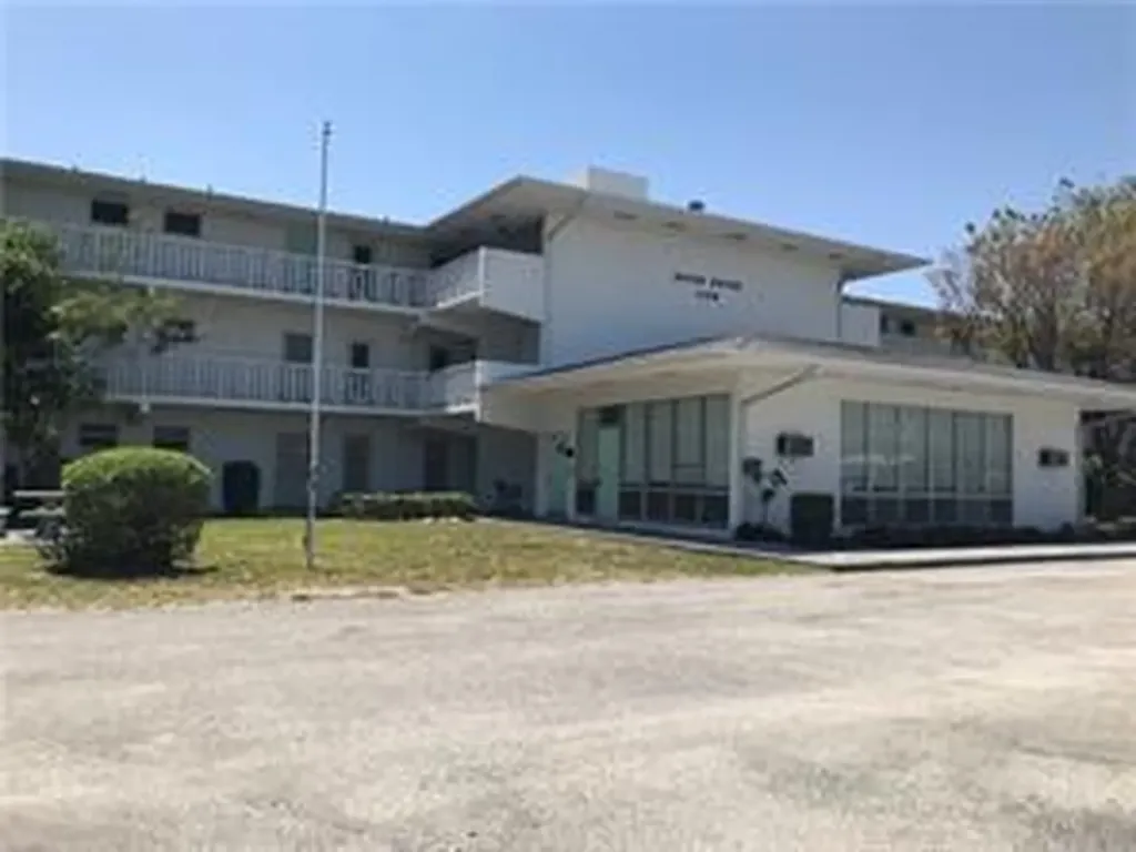 1150 E Sample Road Pompano Beach FL 33064