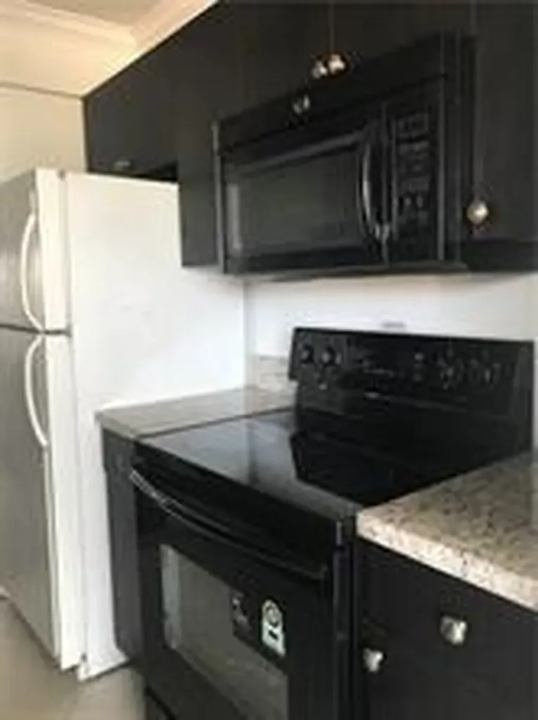 1150 E Sample Road Pompano Beach FL 33064