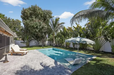 976 SW 11th Street Boca Raton FL 33486