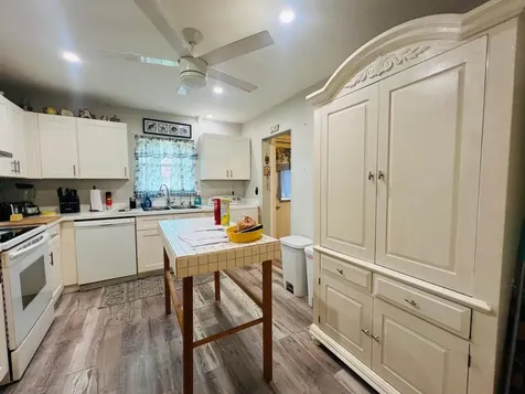 146 Amherst Lane Greenacres FL 33467
