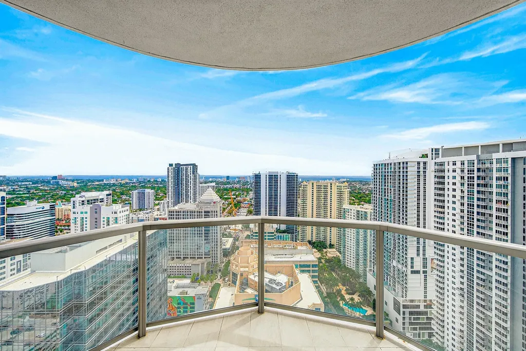 100 E Las Olas Boulevard Fort Lauderdale FL 33301