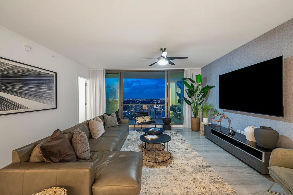 100 E Las Olas Boulevard Fort Lauderdale FL 33301