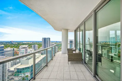 100 E Las Olas Boulevard Fort Lauderdale FL 33301