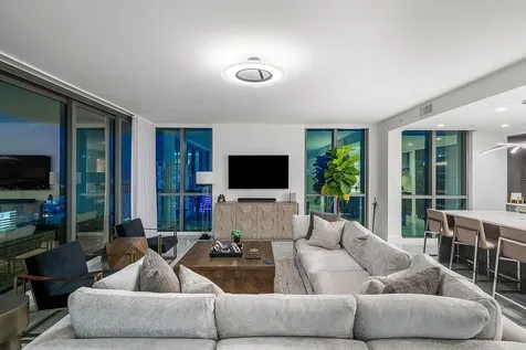 100 E Las Olas Boulevard Fort Lauderdale FL 33301