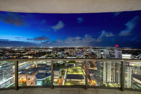 100 E Las Olas Boulevard Fort Lauderdale FL 33301