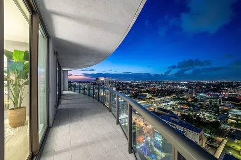 100 E Las Olas Boulevard Fort Lauderdale FL 33301