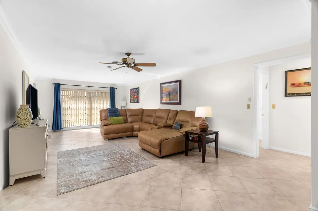 4754 Storkwood Terrace Boynton Beach FL 33436