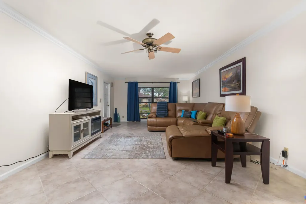 4754 Storkwood Terrace Boynton Beach FL 33436
