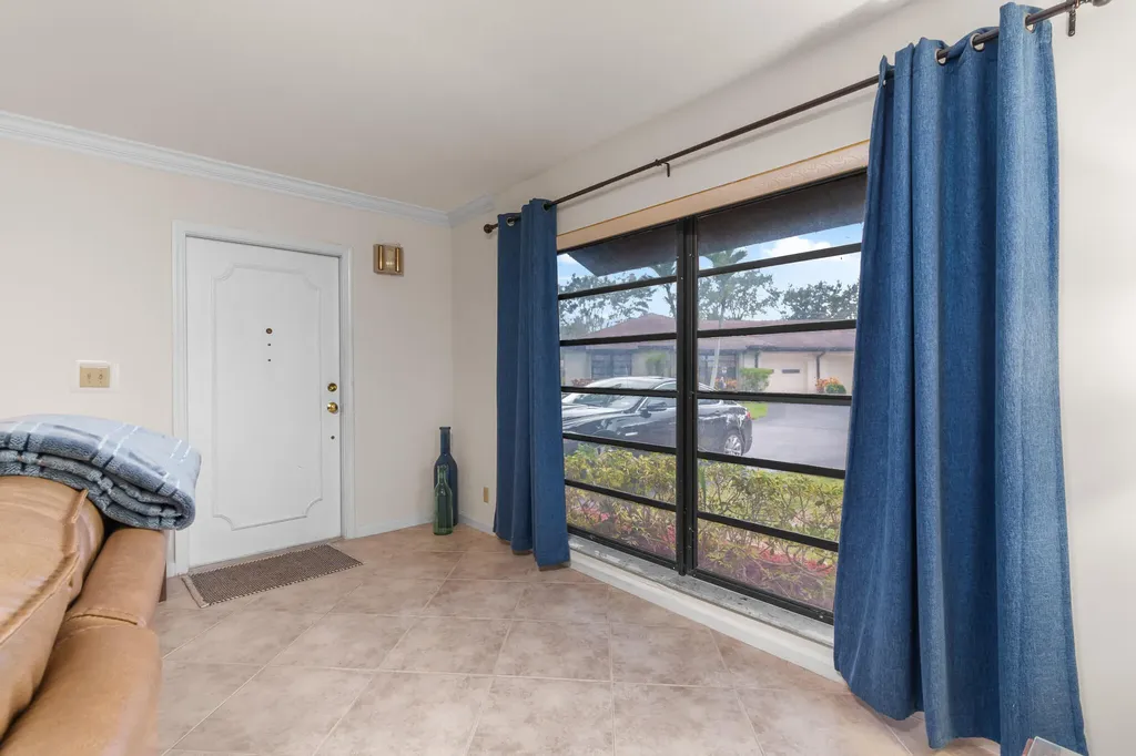 4754 Storkwood Terrace Boynton Beach FL 33436