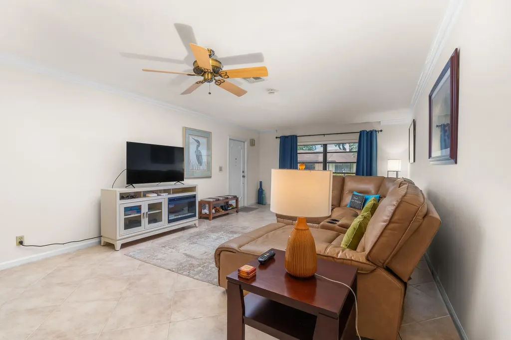 4754 Storkwood Terrace Boynton Beach FL 33436