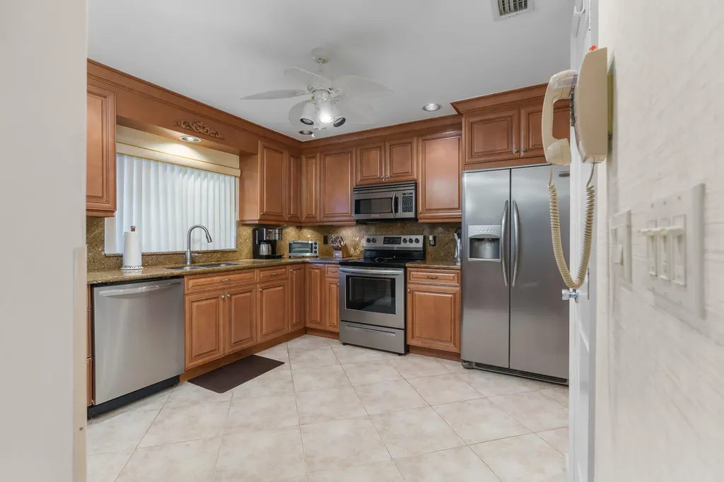 4754 Storkwood Terrace Boynton Beach FL 33436