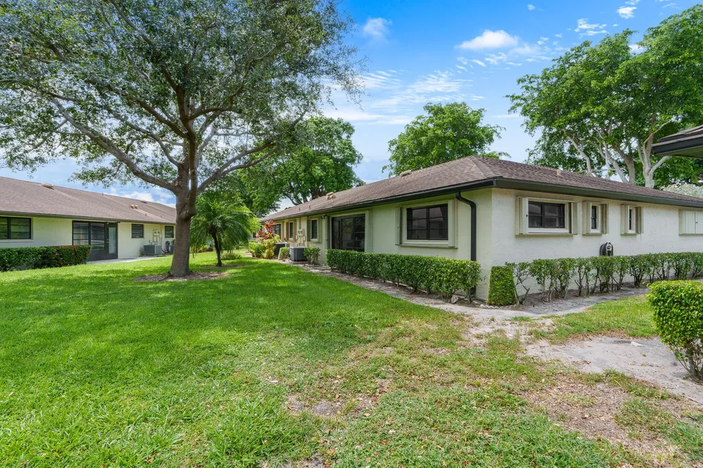 4754 Storkwood Terrace Boynton Beach FL 33436