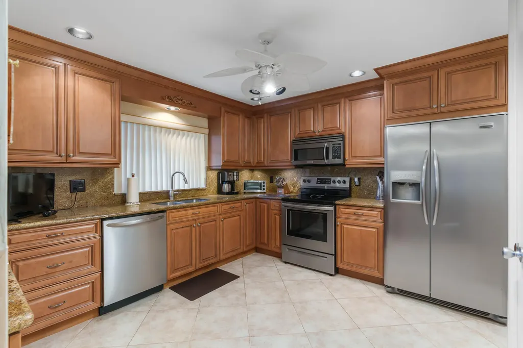 4754 Storkwood Terrace Boynton Beach FL 33436