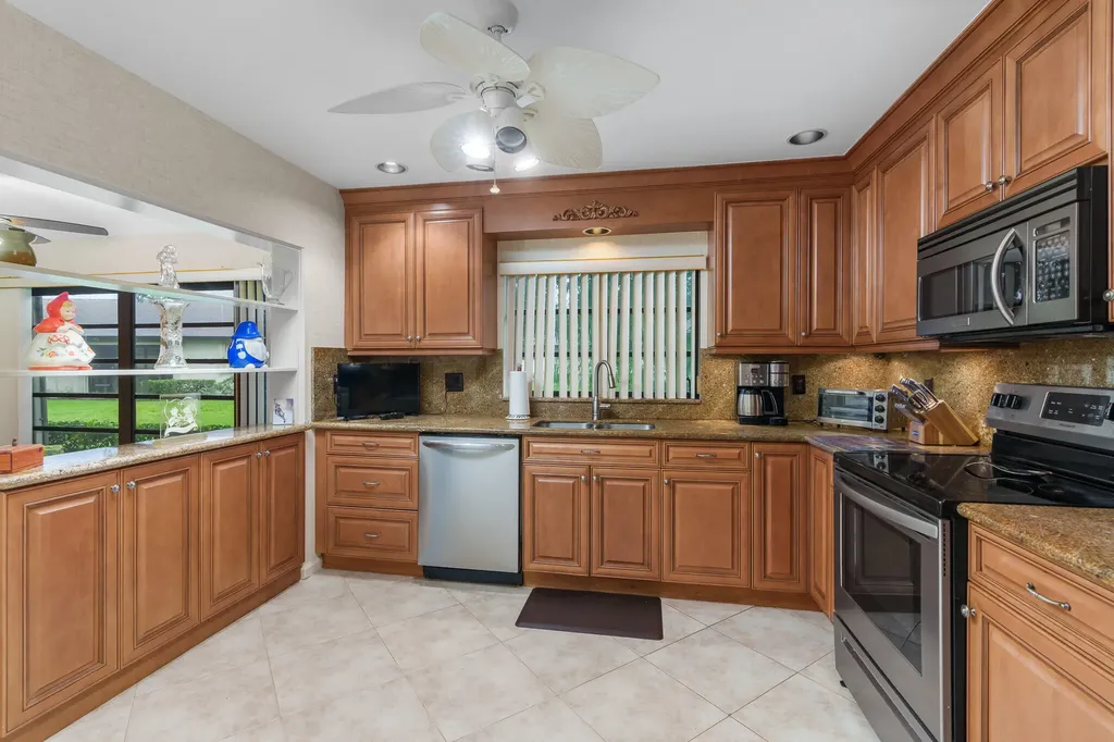 4754 Storkwood Terrace Boynton Beach FL 33436