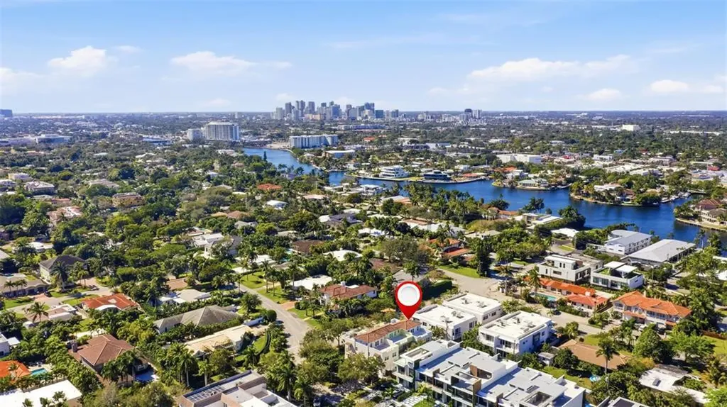 2515 NE 18th Street Fort Lauderdale FL 33305