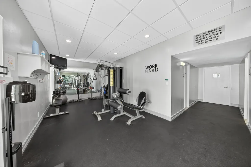1170 N Federal Highway Fort Lauderdale FL 33304